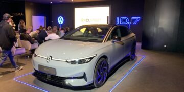 Volkswagen presentó su nueva berlina ID.7